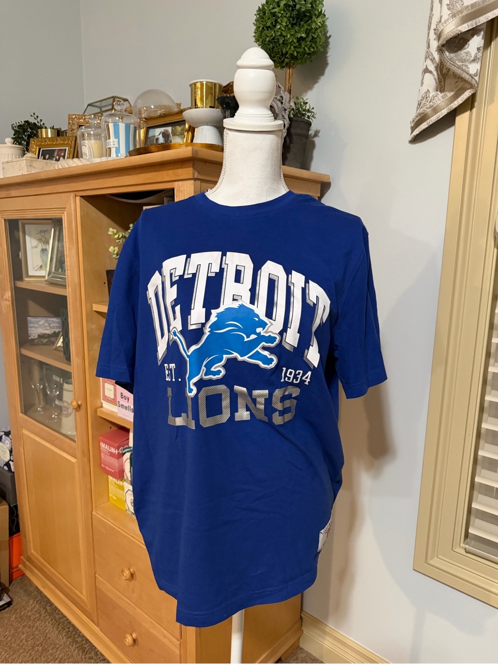 NWOT Tommy Hilfiger x NFL Detroit Lions Blue Team Logo T-Shirt Size Large